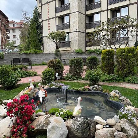 Alpine Lodge Bansko Apartments Exteriör bild