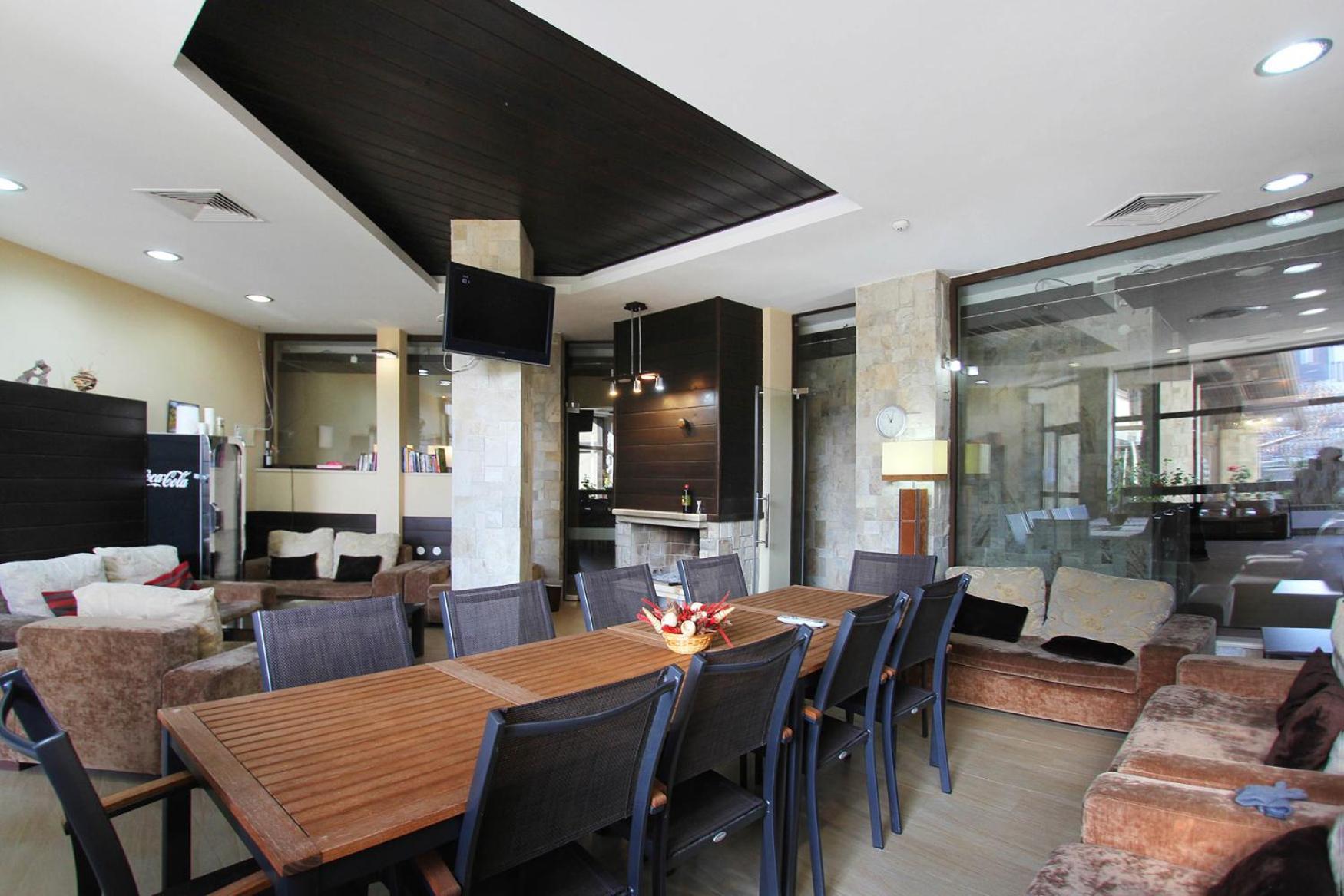 Alpine Lodge Bansko Apartments Exteriör bild